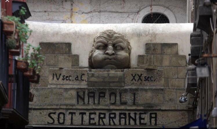 Spaccanapoli 22 Luaran gambar